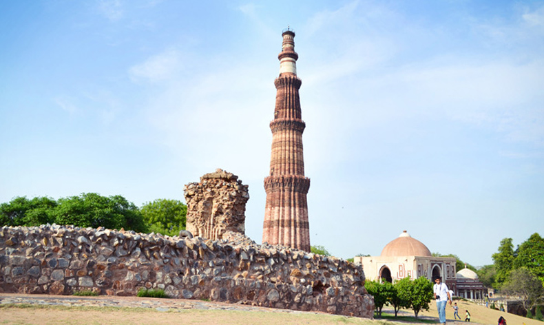 'Qutub Minar is a monument, not a place of worship, ASI tells Delhi court'